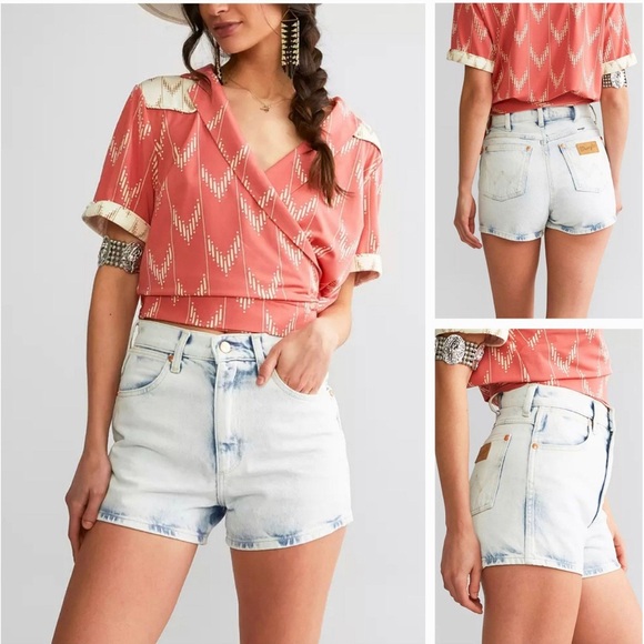 Wrangler Denim - Wrangler Festival denim jean short Size 30 delaver